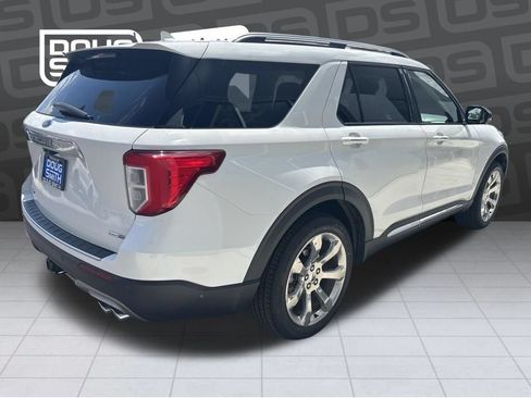 Used 2020 Ford Explorer Platinum w/ Premium Technology Package AWD/4WD image 4