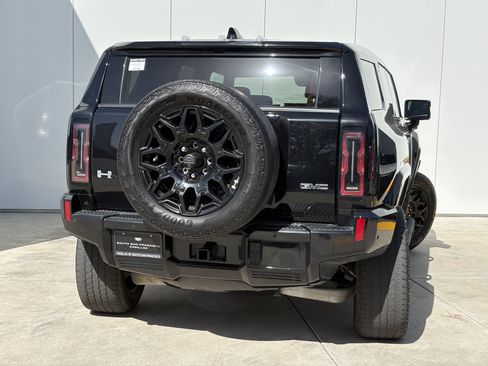 Used 2025 GMC Hummer EV 2X AWD/4WD image 6