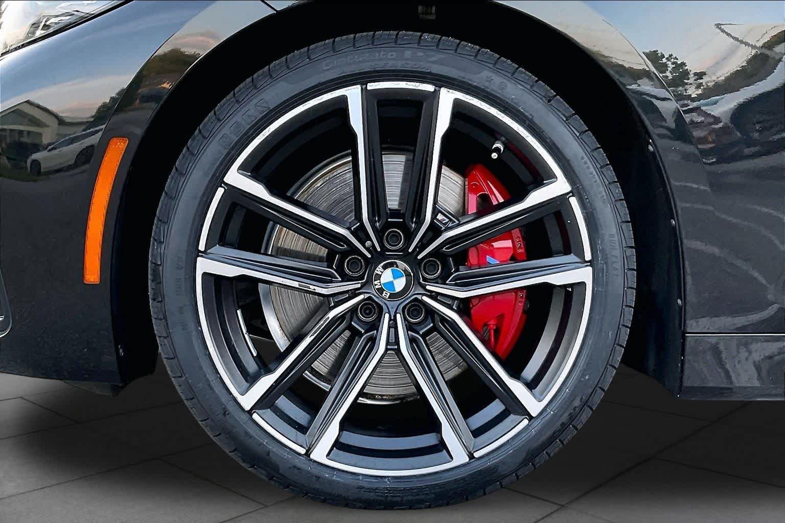 Used 2024 BMW 430i xDrive Coupe w/ M Sport Package AWD/4WD image 10