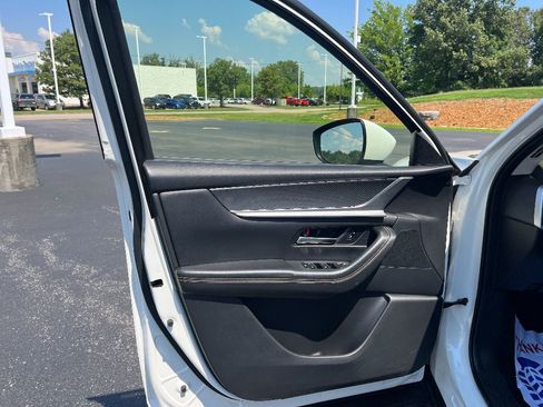 Used 2024 MAZDA CX-90 3.3 Turbo w/ Preferred Plus image 35