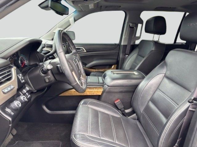 Used 2017 GMC Yukon Denali AWD/4WD image 9