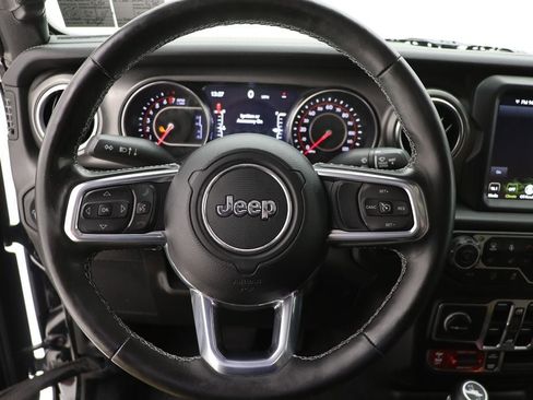 Used 2021 Jeep Gladiator Rubicon AWD/4WD image 20