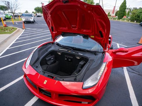 Used 2018 Ferrari 488 Spider RWD image 49