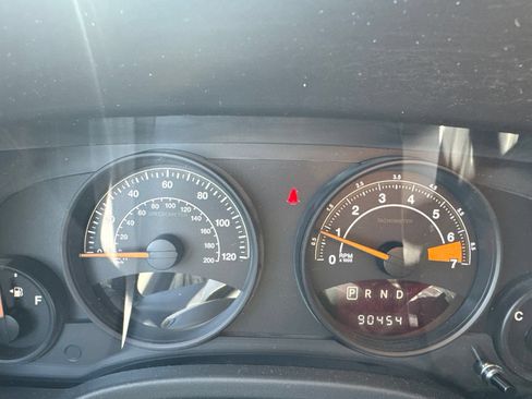 Used 2016 Jeep Patriot High Altitude FWD image 10