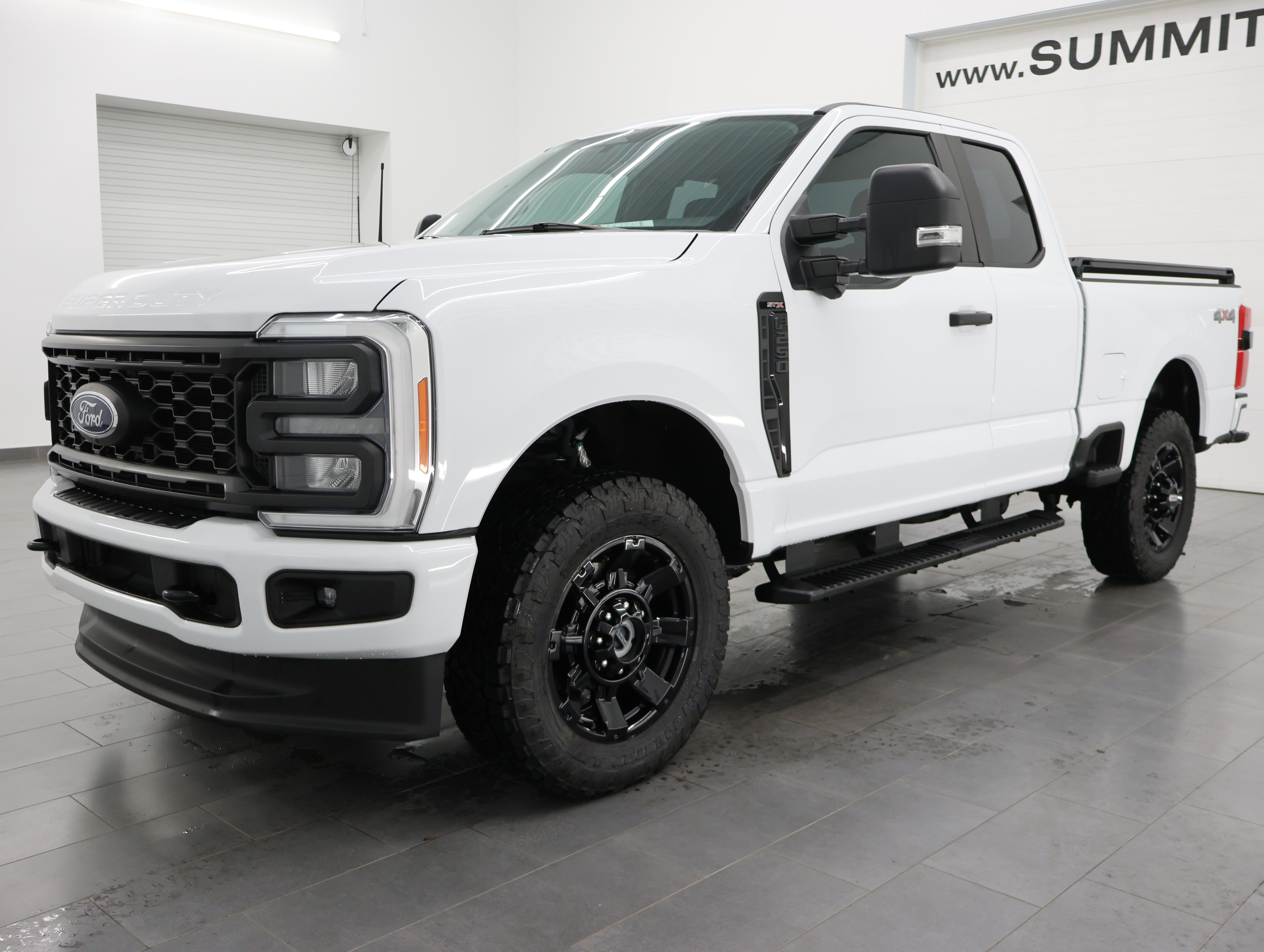 Used 2023 Ford F250 XL w/ STX Appearance Package AWD/4WD image 7