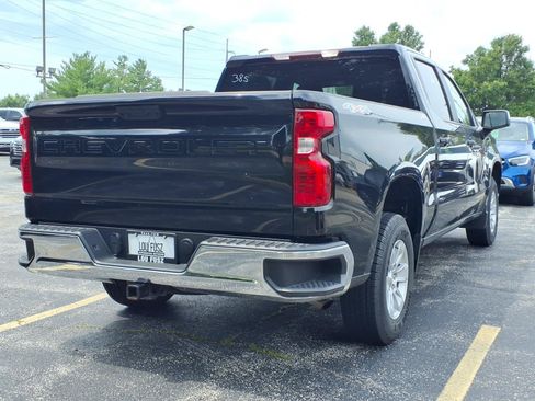 Used 2025 Chevrolet Silverado 1500 LT AWD/4WD image 3
