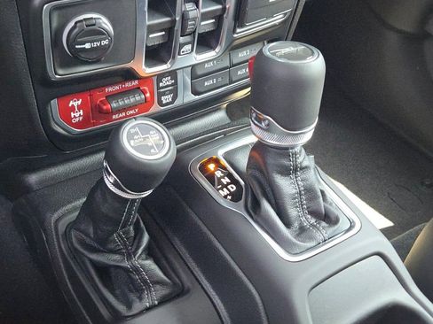 New 2026 Jeep Gladiator Rubicon AWD/4WD image 28