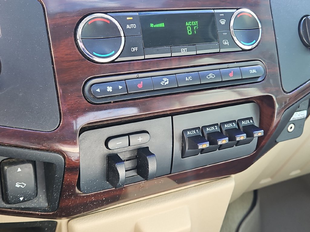 Used 2010 Ford F350 Lariat AWD/4WD image 30