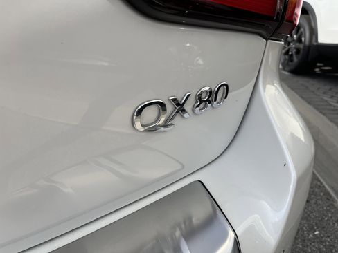 Certified 2024 INFINITI QX80 Sensory w/ All-Season Package AWD/4WD image 5