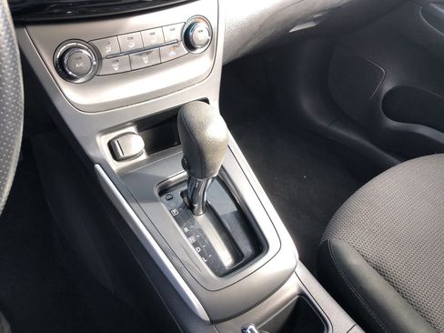 Used 2019 Nissan Sentra S image 25