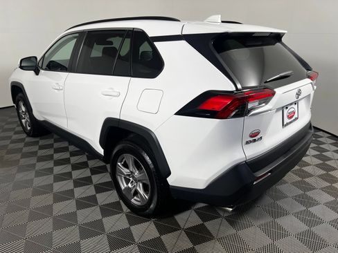 Certified 2025 Toyota RAV4 XLE AWD/4WD image 7