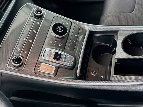 Certified 2021 Hyundai Santa Fe SEL image 16