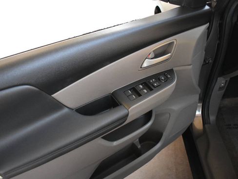 Used 2013 Honda Odyssey EX-L image 22