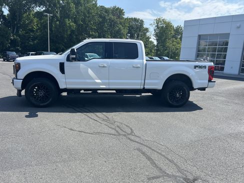 Used 2021 Ford F250 Lariat AWD/4WD image 2