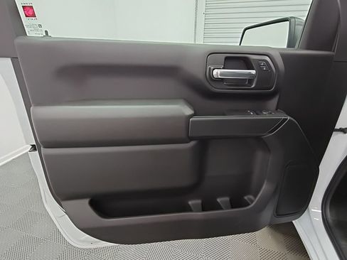 New 2025 GMC Sierra 2500 Pro image 25