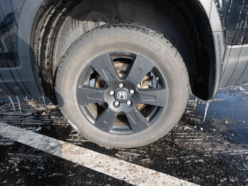 Used 2018 Honda Ridgeline Black Edition image 28