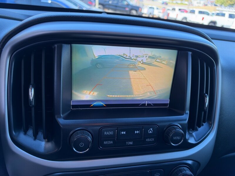 Used 2018 Chevrolet Colorado LT w/ Redline Special Edition RWD image 28