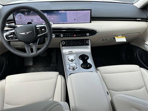 Used 2026 Genesis GV70 2.5T Advanced image 2