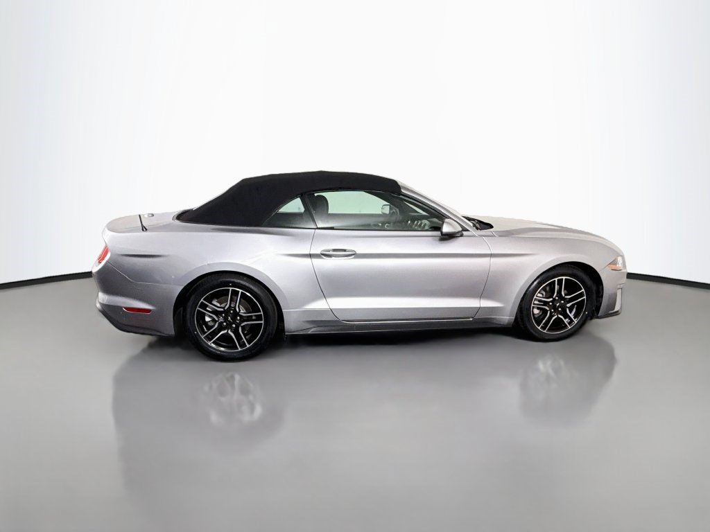 Used 2020 Ford Mustang Convertible w/ Equipment Group 101A RWD image 11