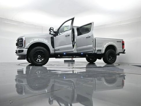 New 2025 Ford F250 XLT w/ Black Appearance Package image 48