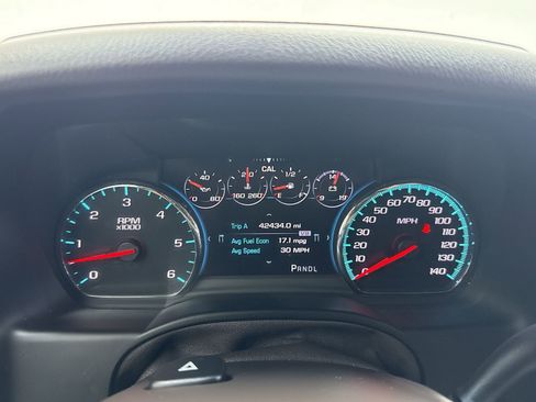 Used 2018 Chevrolet Tahoe Premier image 20