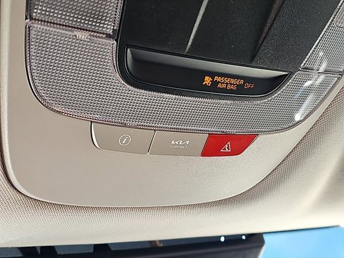 Used 2023 Kia Sportage EX image 27