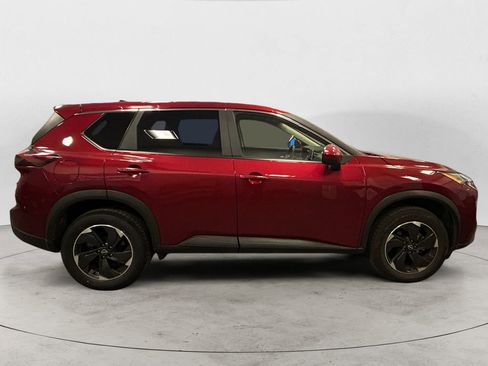 Used 2025 Nissan Rogue SV AWD/4WD image 7