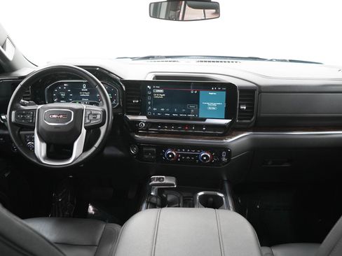Used 2024 GMC Sierra 1500 Elevation w/ Elevation Premium Package AWD/4WD image 16