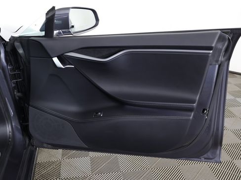 Used 2020 Tesla Model S Long Range image 26