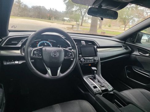 Used 2019 Honda Civic EX image 13