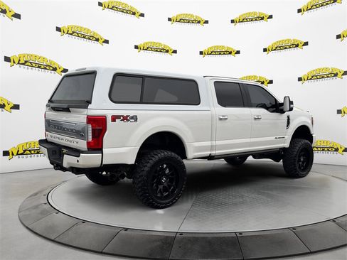 Used 2019 Ford F250 Platinum w/ Platinum Ultimate Package image 5