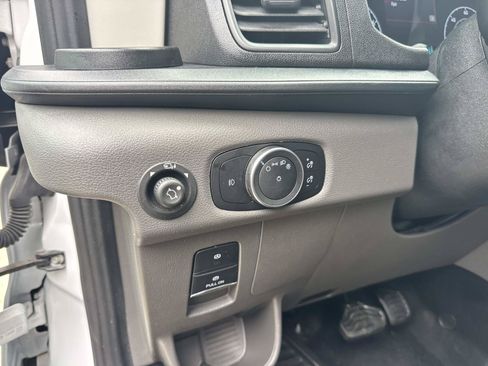 Used 2024 Ford Transit 350 XLT RWD image 20
