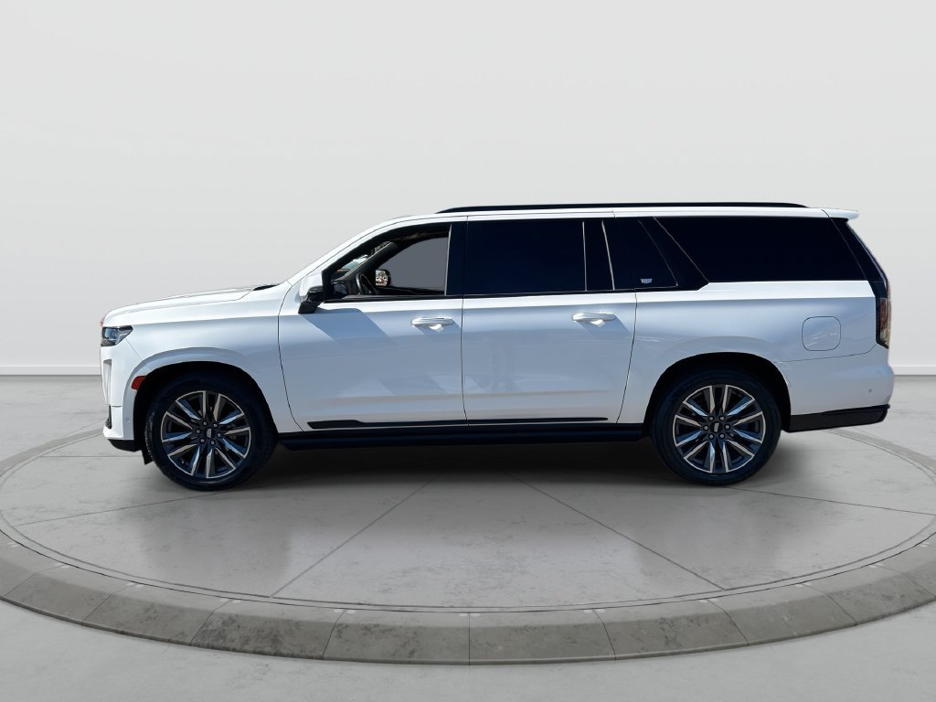 Used 2022 Cadillac Escalade ESV Sport w/ Touring Package AWD/4WD image 5