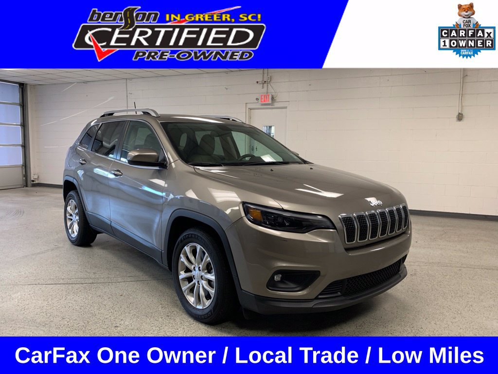 Used 2019 Jeep Cherokee Latitude w/ Popular Appearance Group FWD image 1