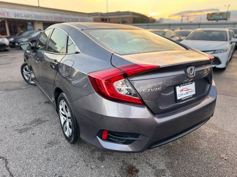 Used 2018 Honda Civic LX image 5