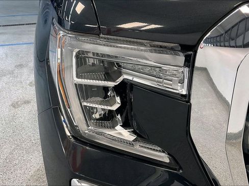 Used 2021 GMC Sierra 1500 Denali AWD/4WD image 32
