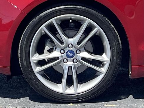 Used 2014 Ford Fusion Titanium FWD image 31