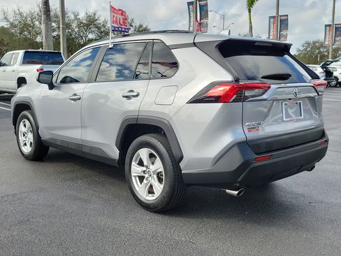 Used 2019 Toyota RAV4 XLE image 8