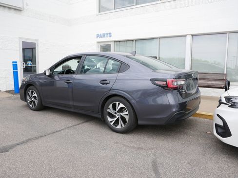Used 2025 Subaru Legacy Premium AWD/4WD image 4