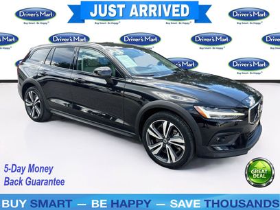 Used 2025 Volvo V60 B5 Cross Country Plus