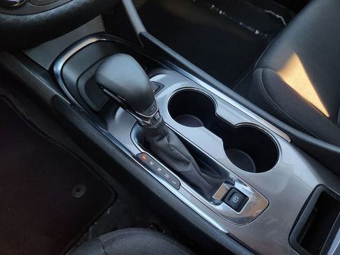 Used 2024 Chevrolet Malibu LT image 21