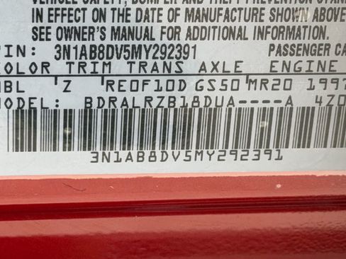 Certified 2021 Nissan Sentra SR FWD image 37