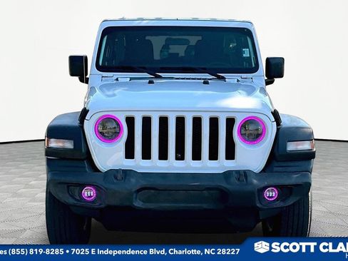 Used 2022 Jeep Wrangler Unlimited Sport AWD/4WD image 2
