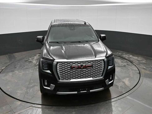 Used 2024 GMC Yukon XL Denali image 27