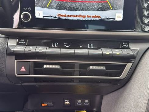 Certified 2025 Toyota Camry LE image 25