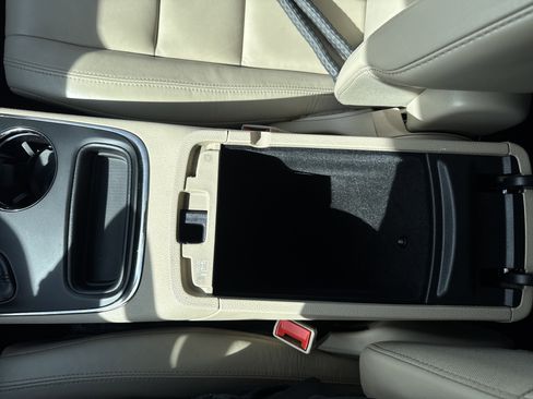 Used 2020 Dodge Durango GT image 24