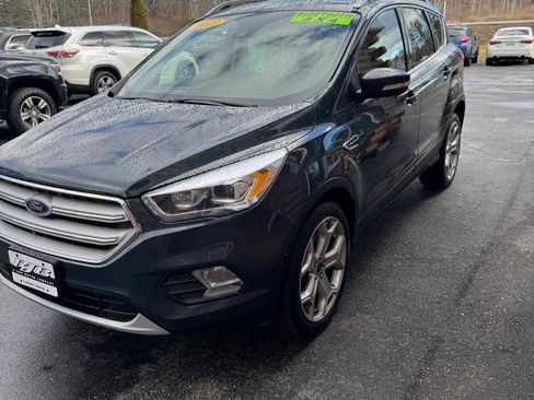Used 2019 Ford Escape Titanium AWD/4WD image 4
