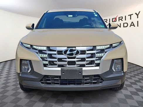 Used 2024 Hyundai Santa Cruz SE AWD/4WD image 2