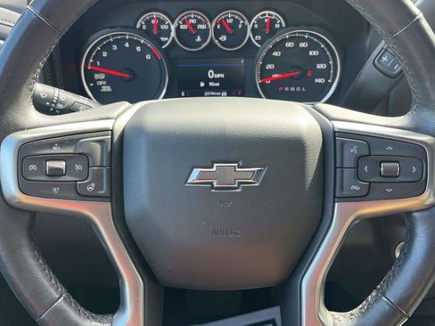 Certified 2021 Chevrolet Silverado 1500 RST image 8