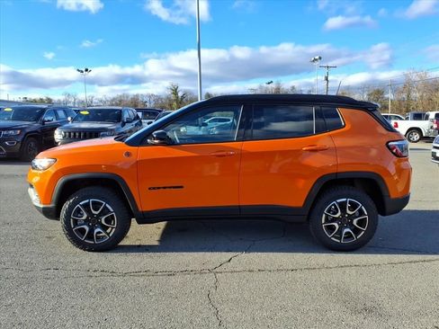 New 2026 Jeep Compass Trailhawk w/ Sun, Sound & Navigation Group image 7